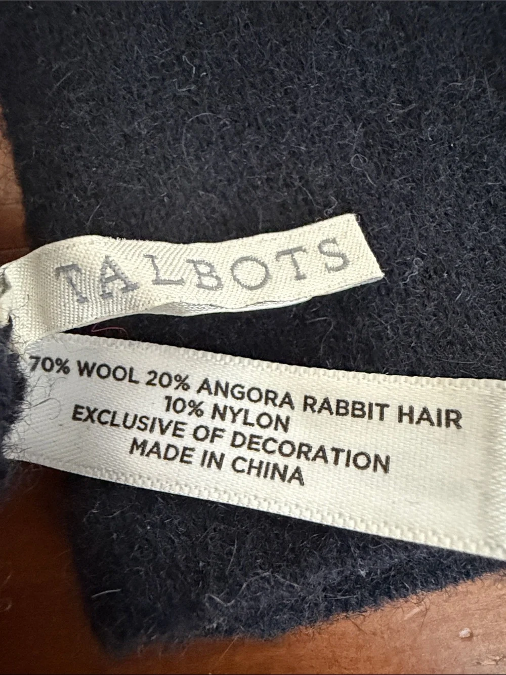 Talbots Black Wool Blend Women's Gloves with Stitch Detail